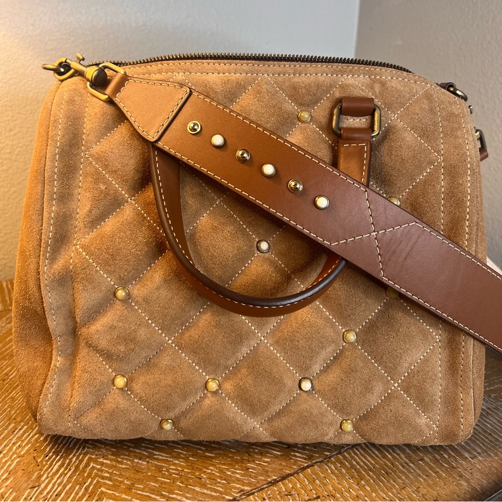 New authentic Carolina Herrera